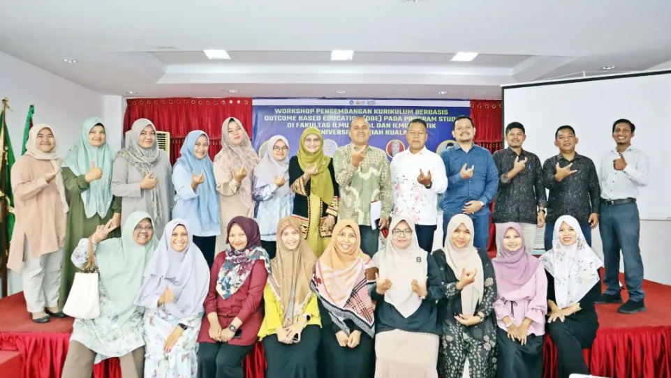 Workshop Pengembangan Kurikulum Berbasis OBE